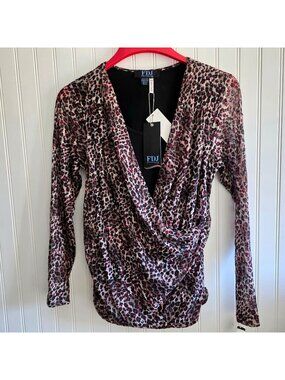 FDJ Leopard Print Wrap Top Blouse S Red Tan Ruched Artsy Mob Wife Office Career